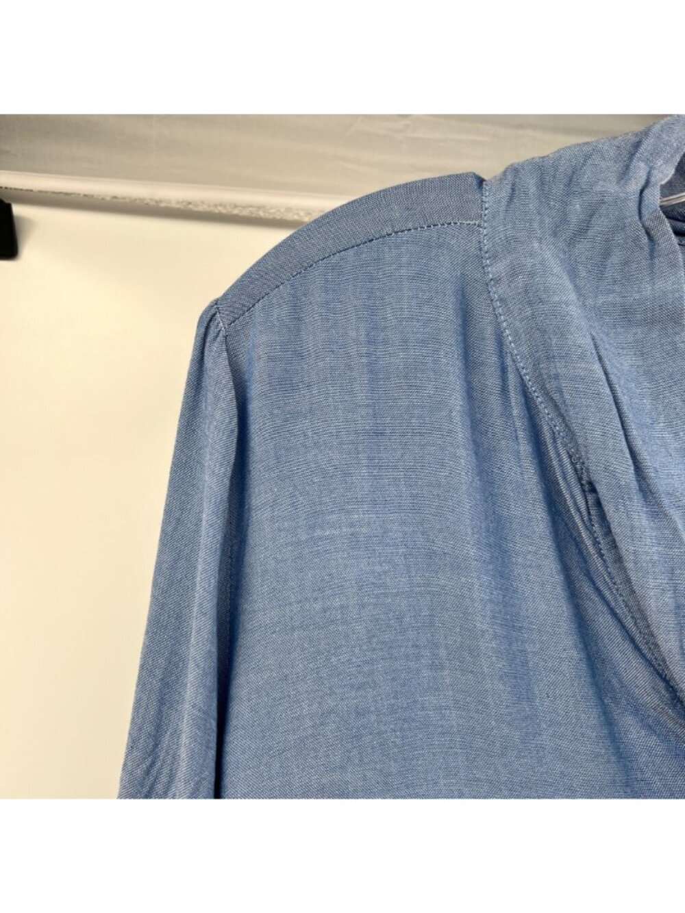 Loft Womens Long Sleeve Top Blue Tie Neck Pullover Size Small - Picture 5 of 9